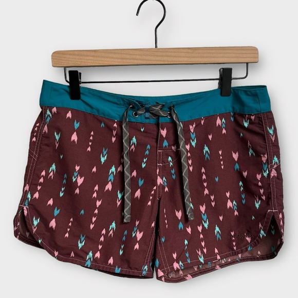 Patagonia Women’s Wavefarer Board Shorts 5" Size 4 Granola Girl - Picture 1 of 5